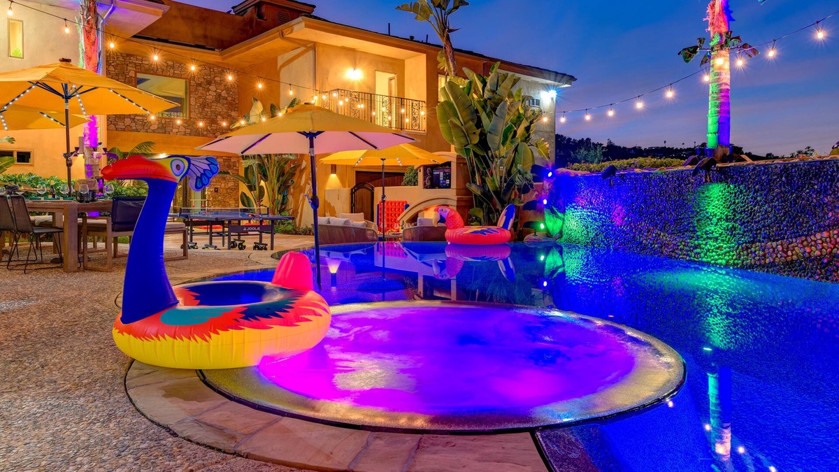 Escondido House | ULTRA Exclusive Massive Dream Home! Pool+Spa+Views+Sleeps 30!