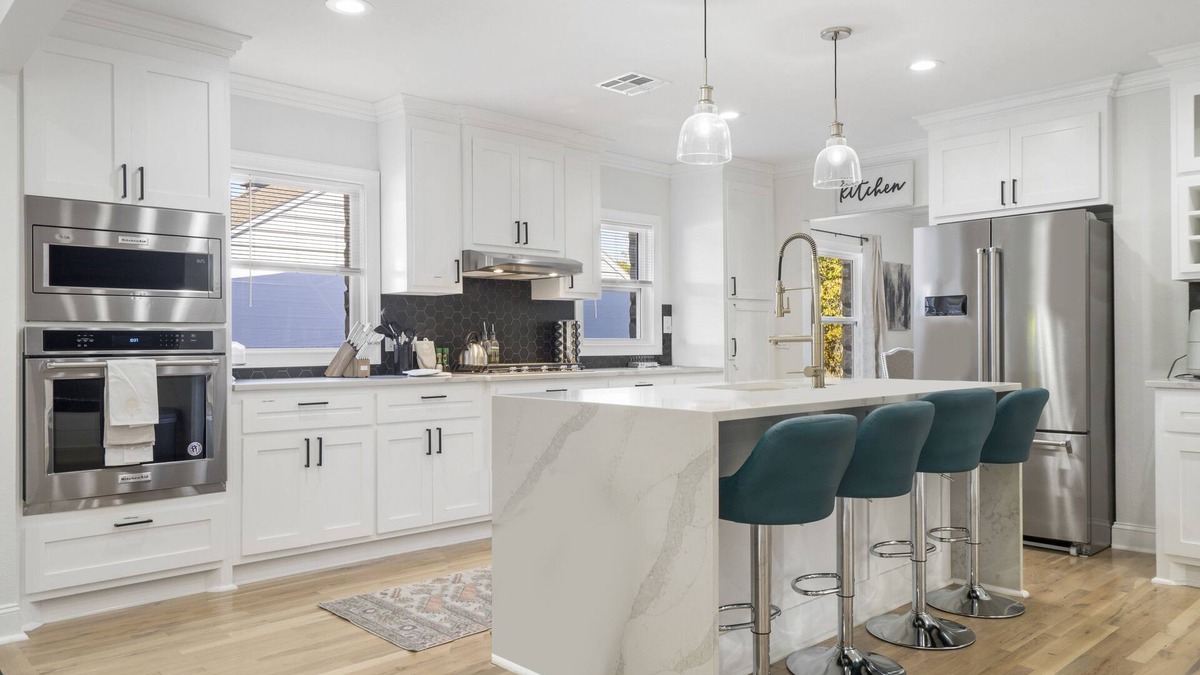 Cherry Street House | Ultra Luxury 2,500ft² | Utica Square | Playroom