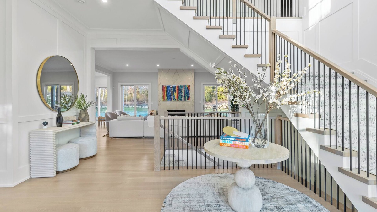 Bridgehampton House | Ultra Modern Bridgehampton Gem, Perfect Location, 6 Beds, Heated Pool, Hot Tub
