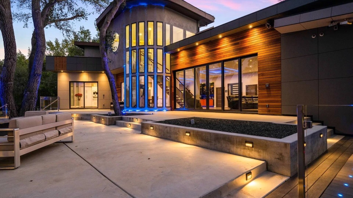 Los Altos Hills House | Ultra-modern executive mansion retreat in the most prestigious area of Bay Area