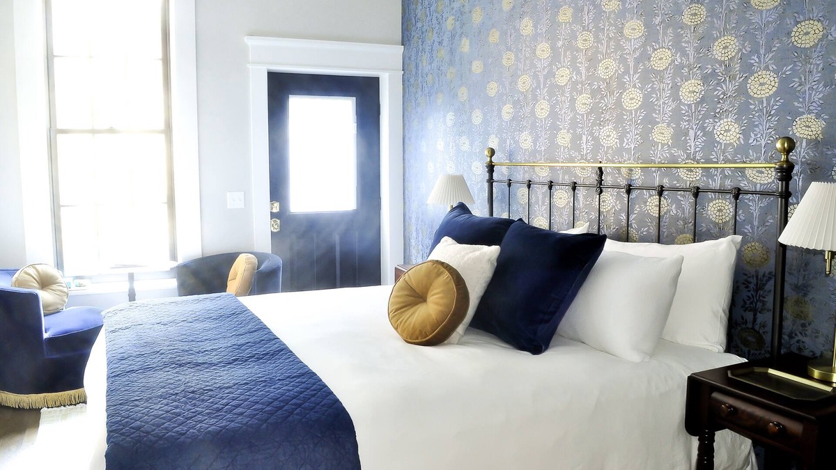 Galena Apartment | Ulysses Suites, Suite 204