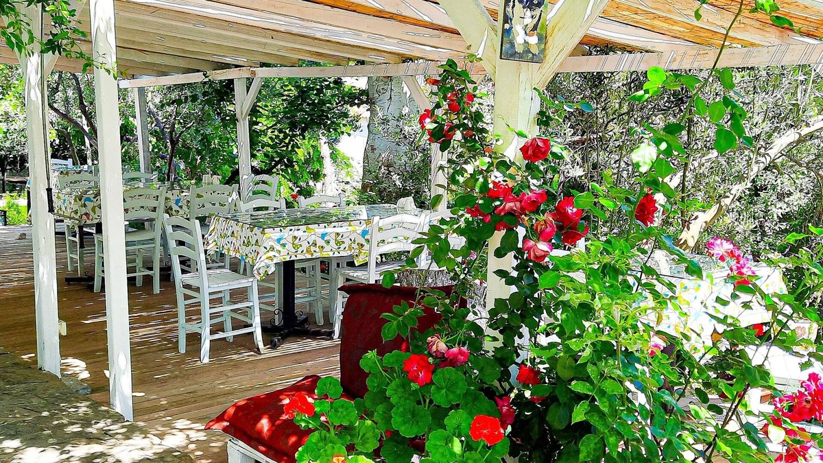 Bozcaada Bed & Breakfast | Umut Denizi Konukevi