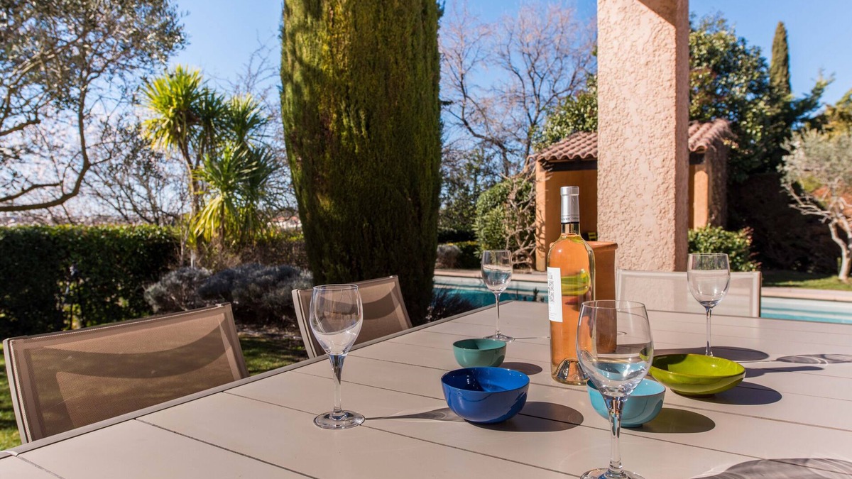 Puyricard House | Un été en Provence Villa Confortable Avec Piscine