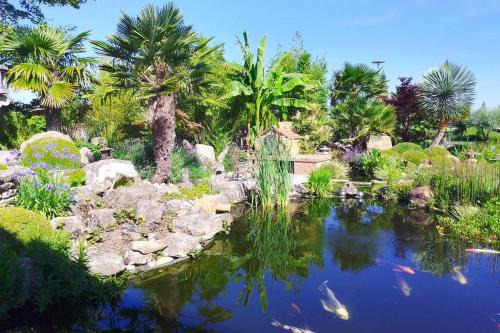 Saint-Venant Apartment | Un cadre exceptionnel " Le Jardin Bosselé "