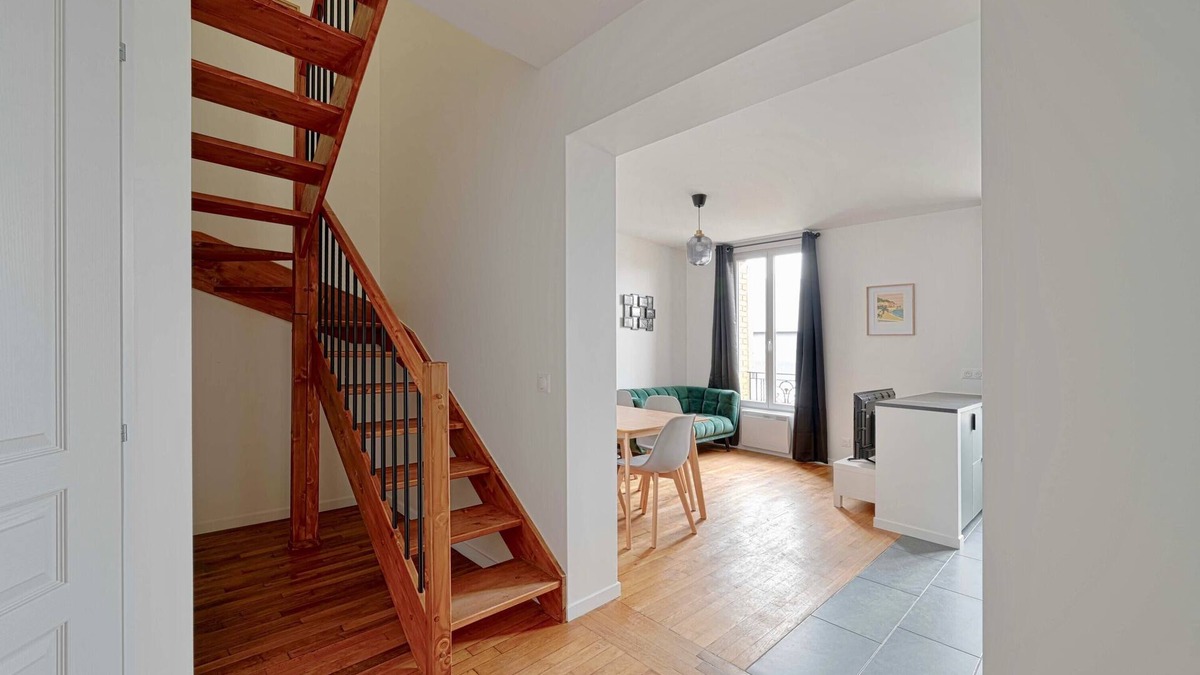Vitry-sur-Seine Apartment | Un Duplex Familial Lumineux et Harmonieux