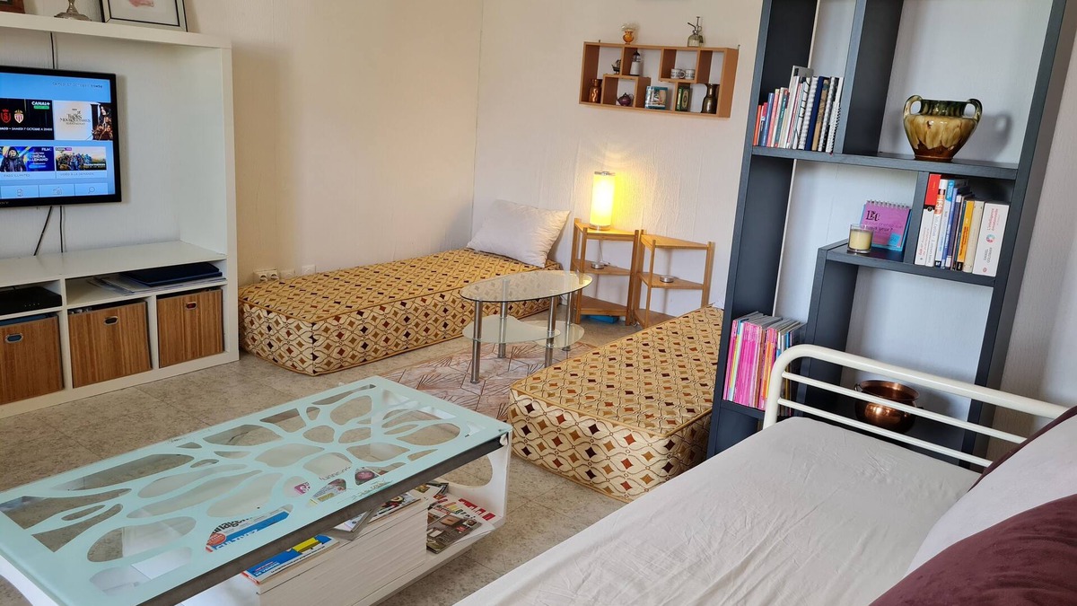 Center Apartment | Un Grand Jolie T1 Sans vis a vis Très Lumineux, Agréable au Centre Ville