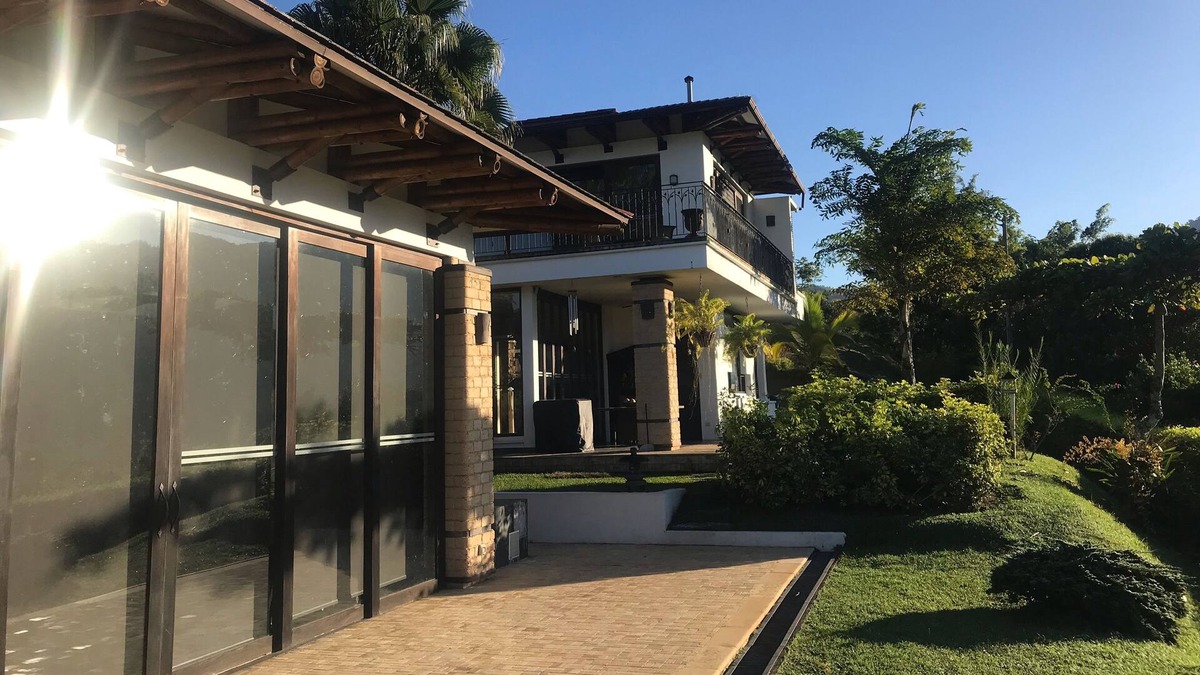 Nocaima House | Un paraíso para disfrutar de vacaciones con familia o para reuniones de negocios