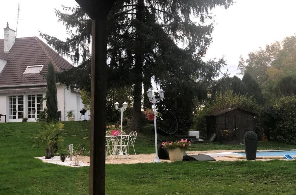 Bressolles House | Un petit coin de paradis