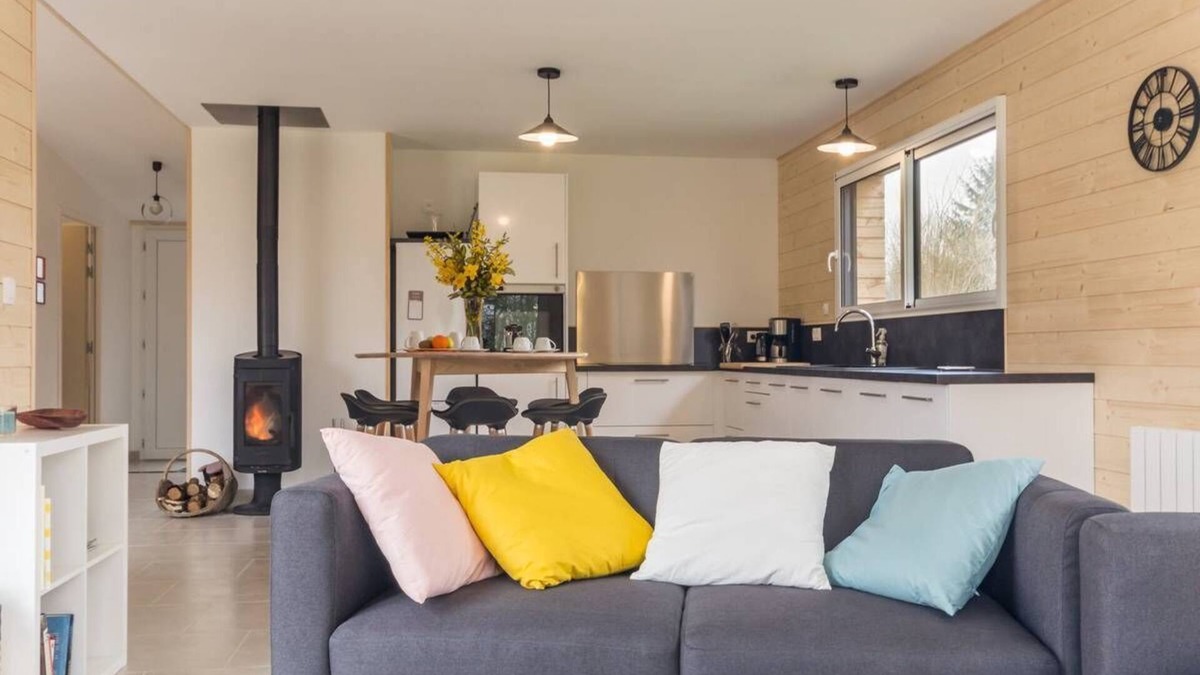 Trepied House | Una Familia - Feuillie