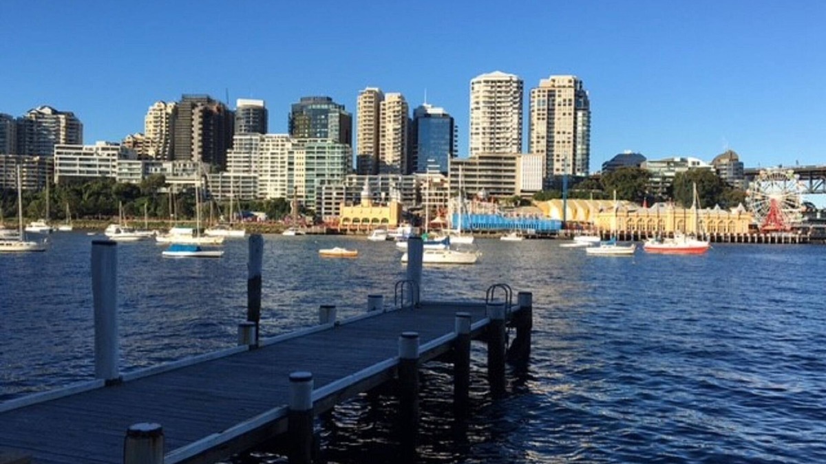 McMahons Point Apartment | Unbeatable Harbour Views Ferry at your doorstep