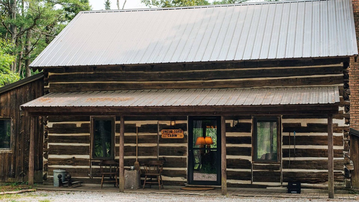 Grayling Cabin | Uncle Tom's Cabin - A Classic On The Au Sable