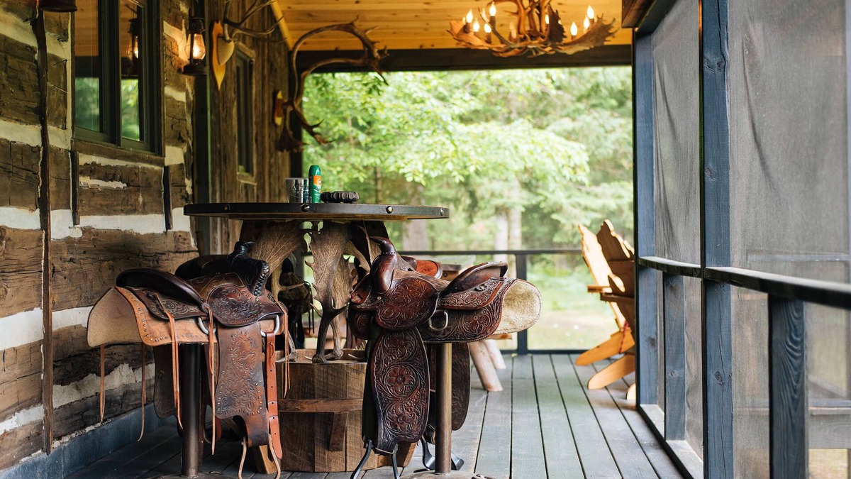 Grayling Cabin | 🦌 Uncle Tom's Cabin | Au Sable Riverfront Nature Escape | Game Room | Pet-Friendly ➠ 5644