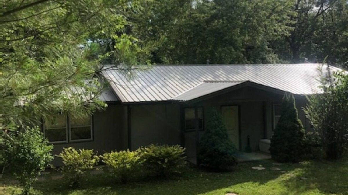 Lebanon House | Under Rachael’s Wing