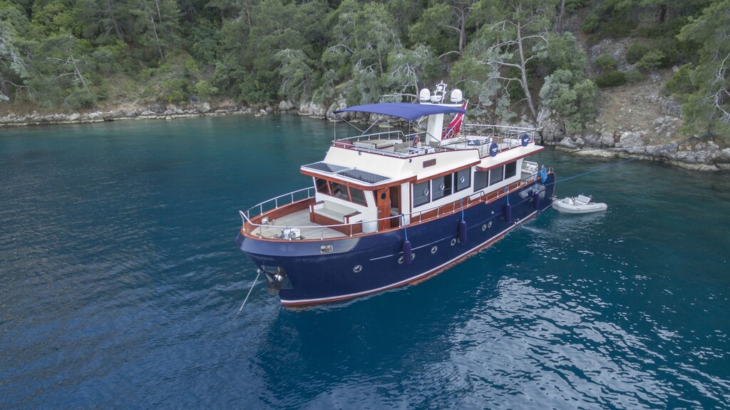 Fethiye Boat Rental | Unforgettable blue voyage experience with a trawler type boat in Gocek & Fethiye