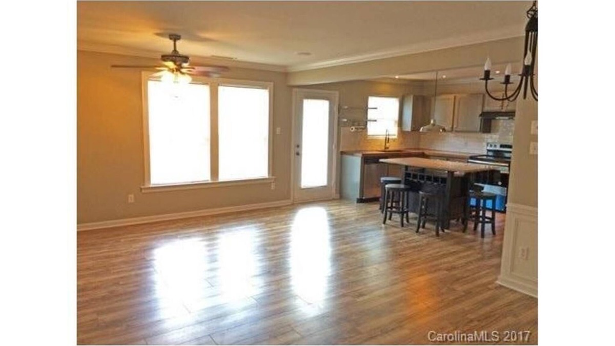 Waxhaw House | Unfurnished Monthly Rental
