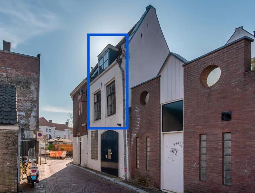 Stadhuis Apartment | Uniek appartement in het centrum van Middelburg
