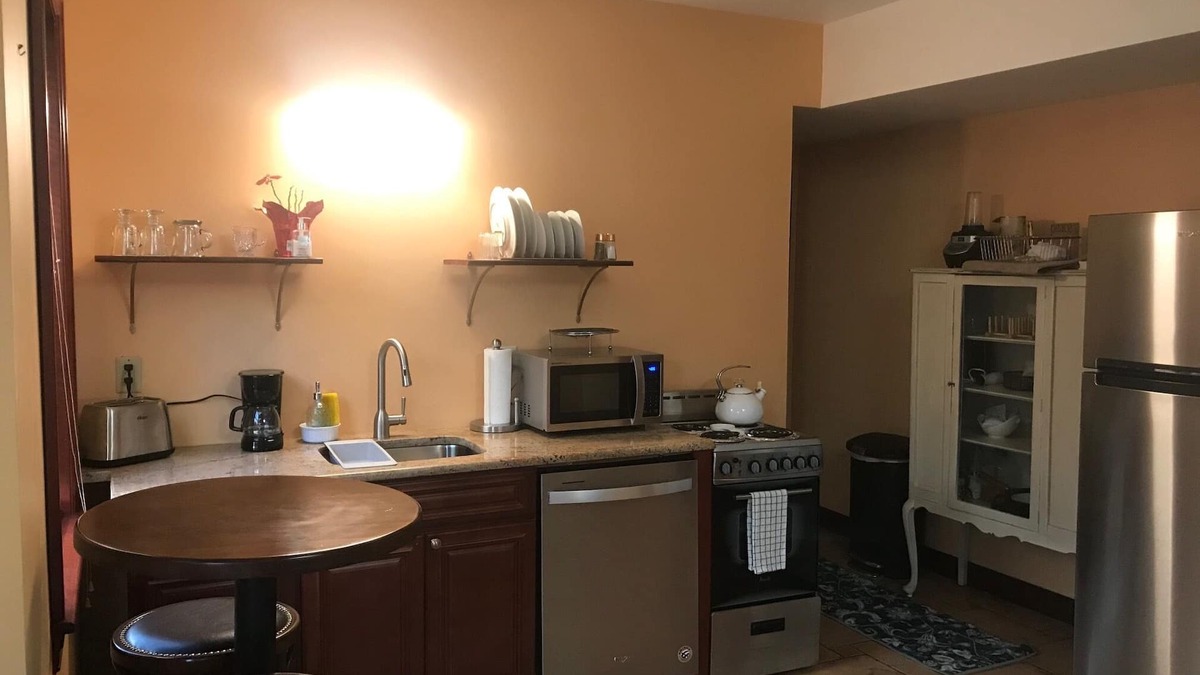 Niskayuna Apartment | Union College , GE, Ellis Hospital and Rivers Casino
