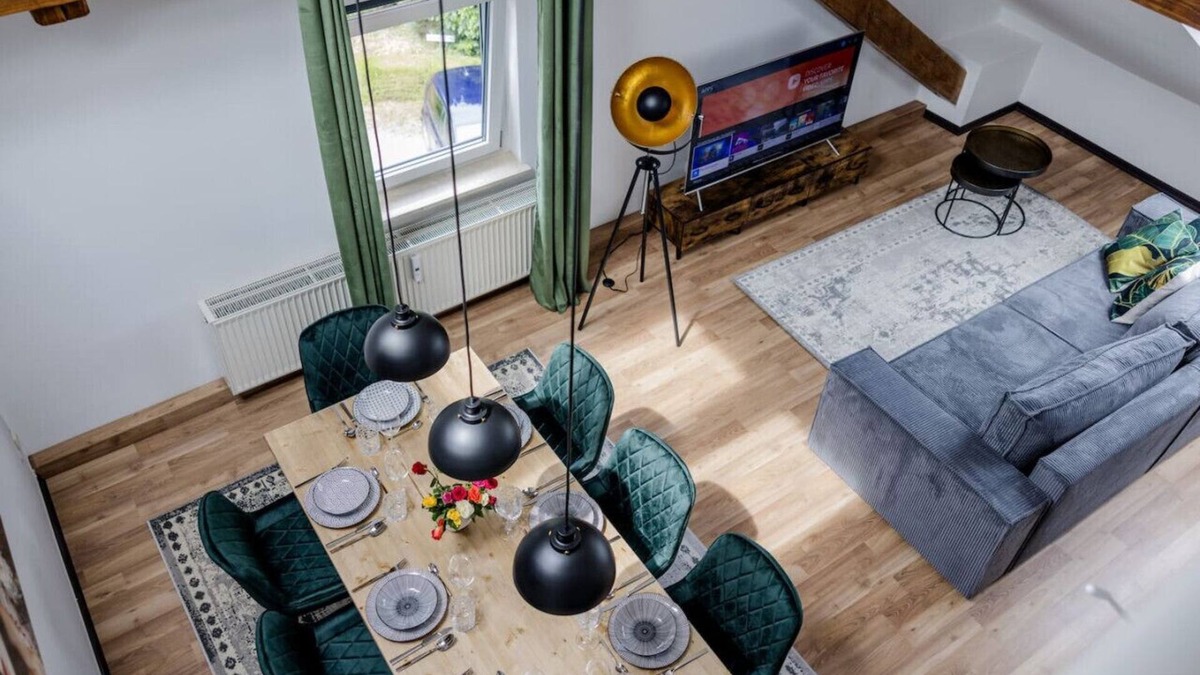 Munchen District Apartment | UNiQE I 115sqm I Near the trade fair