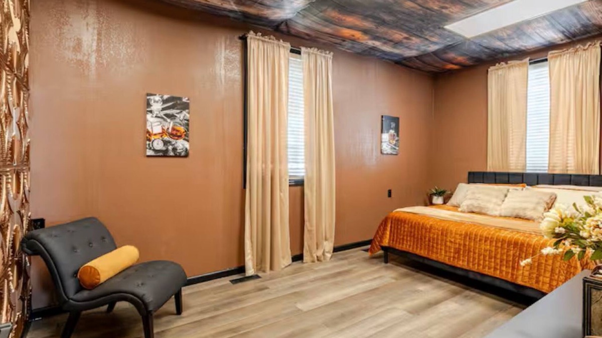 Knoxville House | Unique 2-BR Apartment Downtown North Knoxville with Free Parking