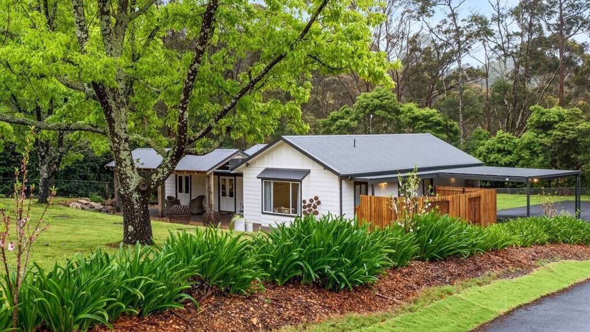 Bilpin House | Unique and secluded Poppy Cottage