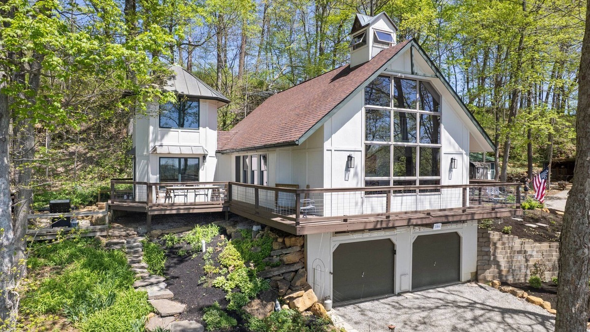 Bentonville House | Unique and secluded A frame home on 31 acres with hot tub.