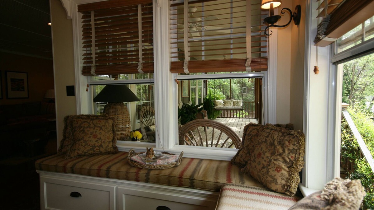 Ponce De Leon House | Unique, beautiful River Front Property w/canoeing, kayaking and wildlife viewing