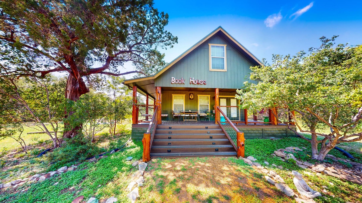 Austin House | Unique 'Book House' with WiFi & Forest Views on 8 Acres - Near Downtown Austin