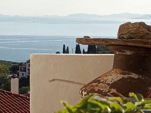Koumeika House | Unique breathtaking seaview house