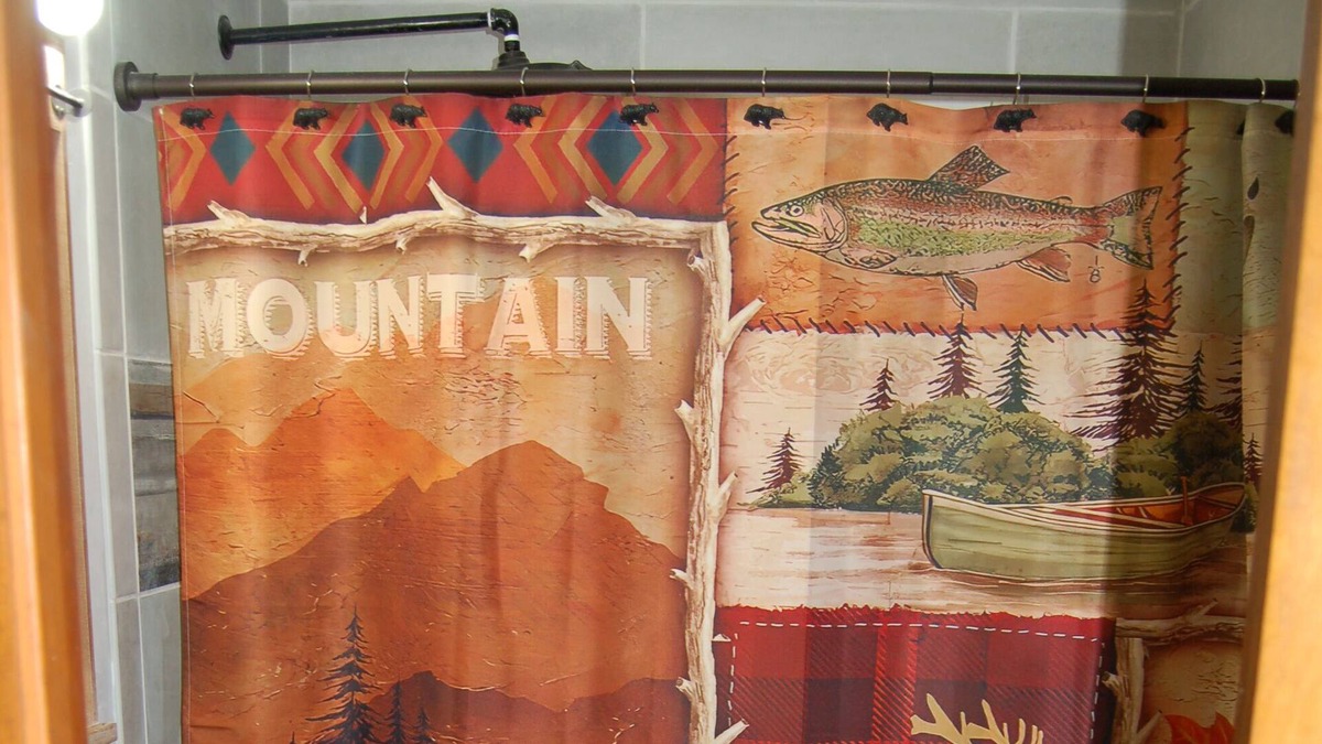 Roanoke Cabin | Unique Cabin private yet 5 minutes to town