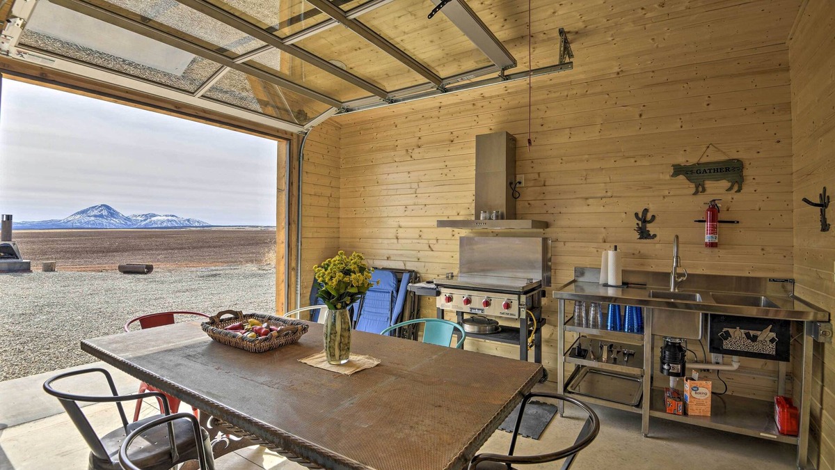 Lewis House | Unique Cortez Family Getaway w/Mountain Views!