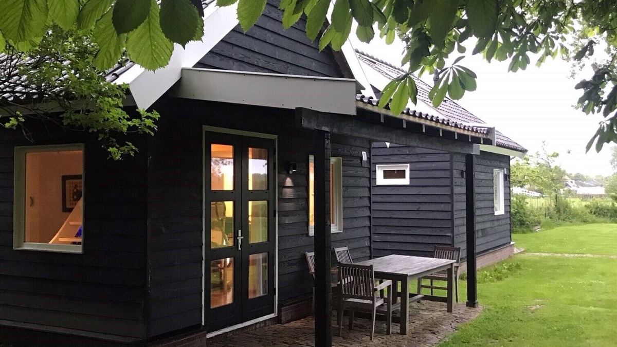 Andijk House | Unique Cottage at the lake IJSSELMEER