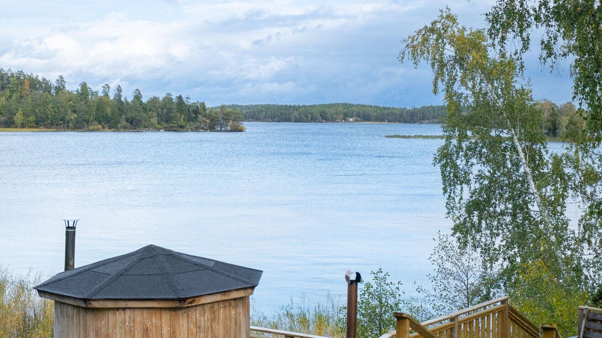 Strangnas Municipality Ski Chalet | Unique cottage with a view of Mälaren, Mariefred | SE14020