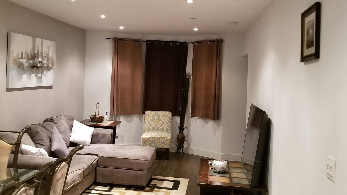 East Kildonan House | Unique cute three bedroom house for rent.