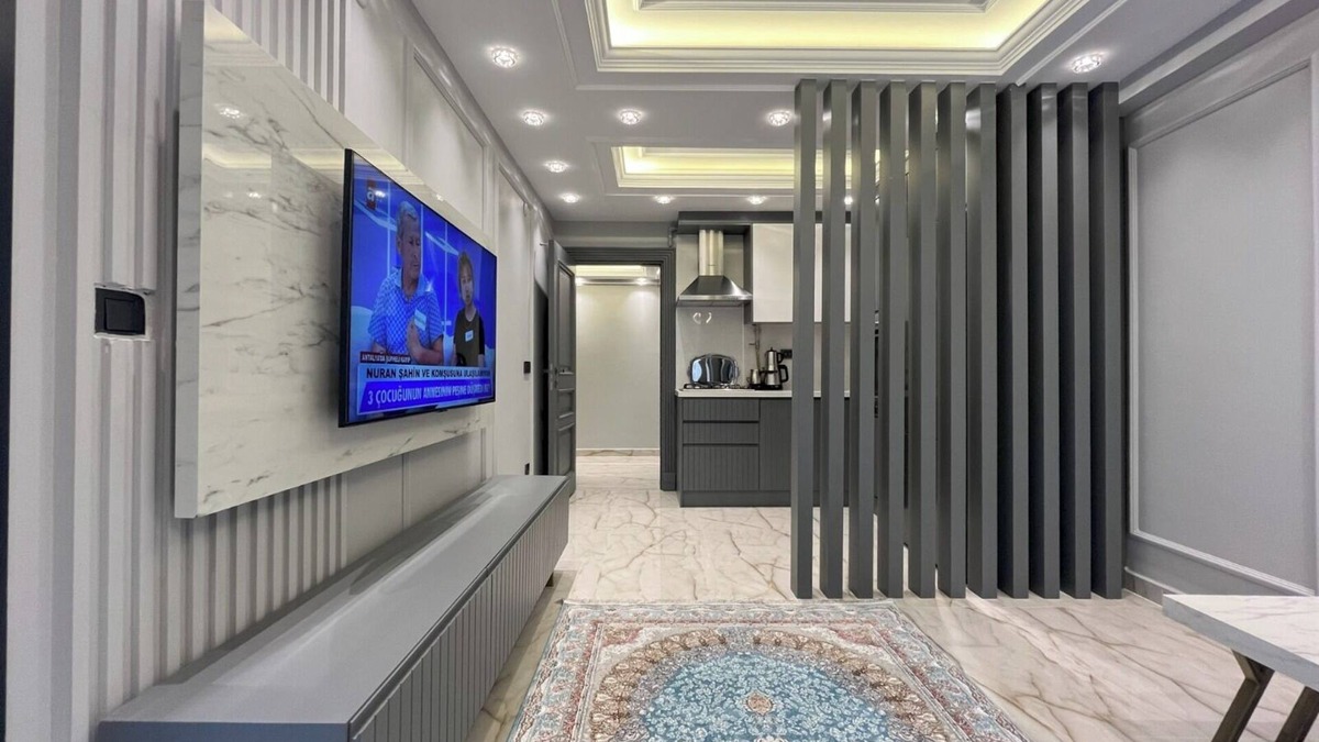 Zeytinburnu Apartment | Unique Design Studio next to Istanbul Fisekhane & Marmaray Metro Station