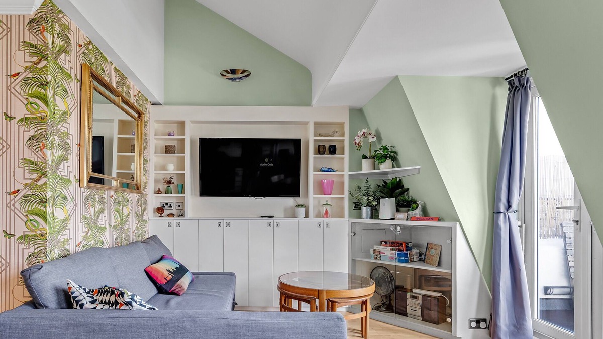 Little Venice Apartment | Unique designer 3 bedroom top floor balcony apartment in central Londonn