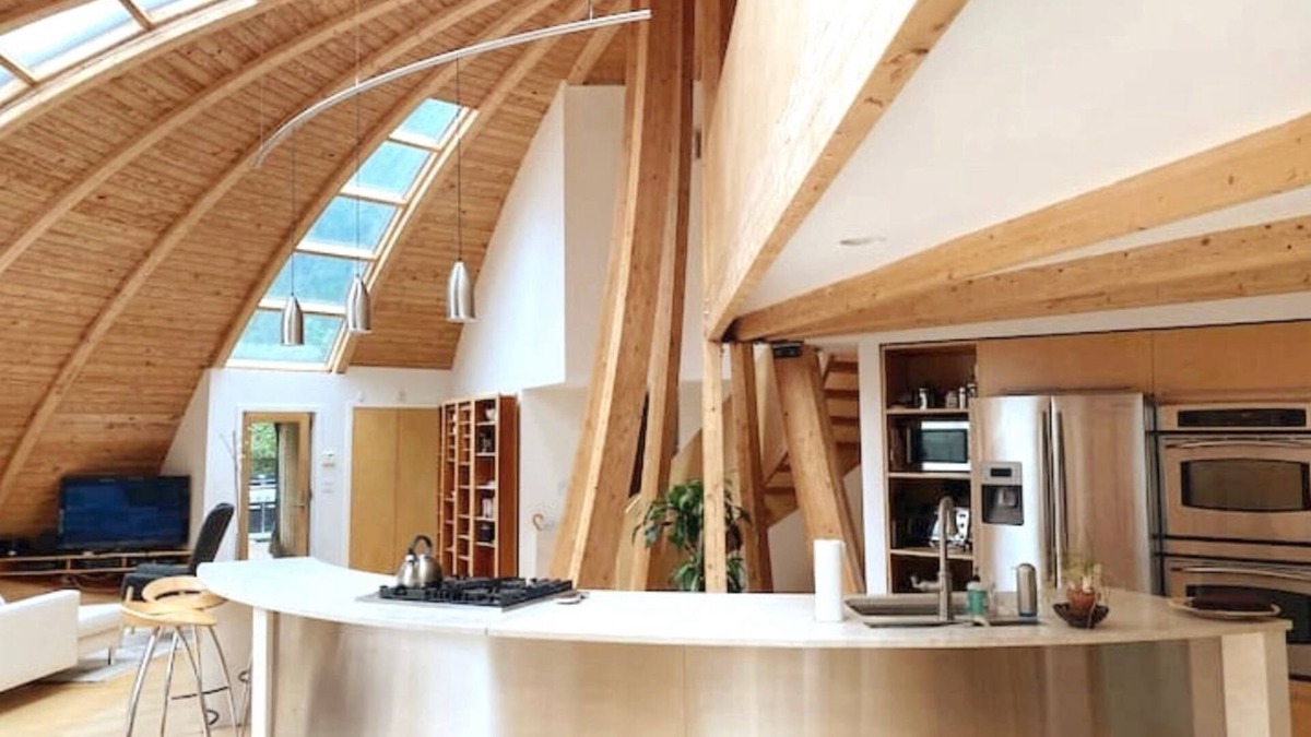 New Paltz House | Unique Dome House with Hot Tub & Piano on 28 Acres