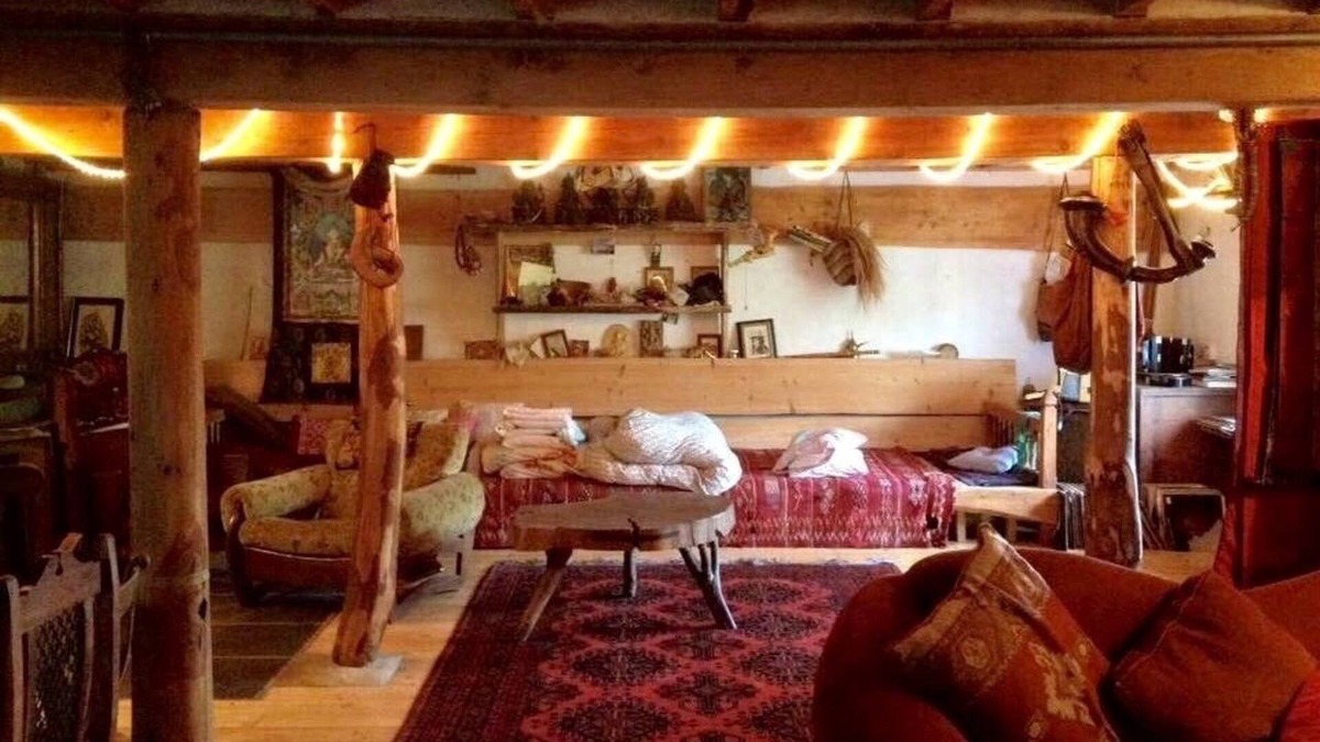 Corrandulla House | Unique Fairytale Farmhouse near Galway.
