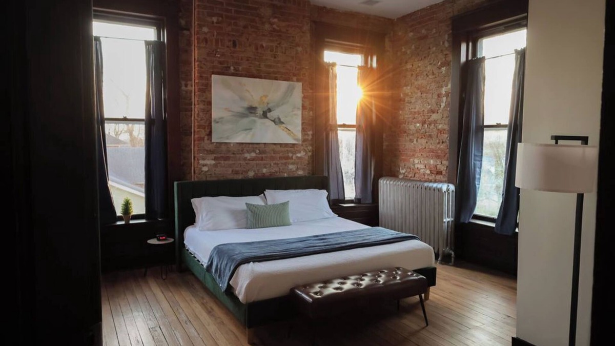 Bowling Green Apartment | Unique, Historical Condo Near WKU Campus