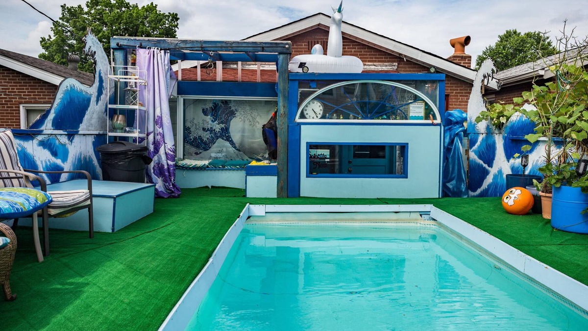 St. Louis House | Unique Home w/Private Pool, Fenced Yard, Projector & 1920's Style Speakeasy!