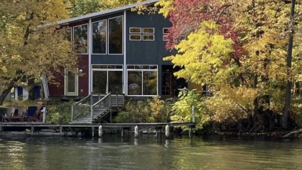 Buchanan House | Unique Island Getaway!