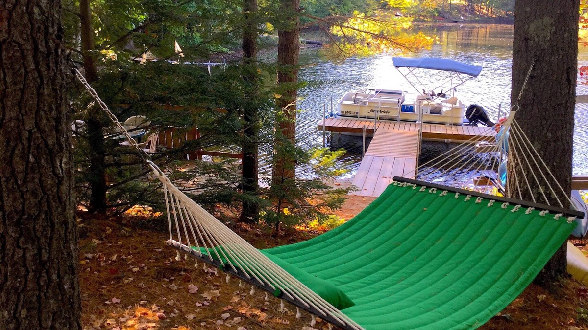 Lake Arrowhead Cottage | *** Unique Lakefront Cottage In A Private Setting - Maine At Its BEST! ***