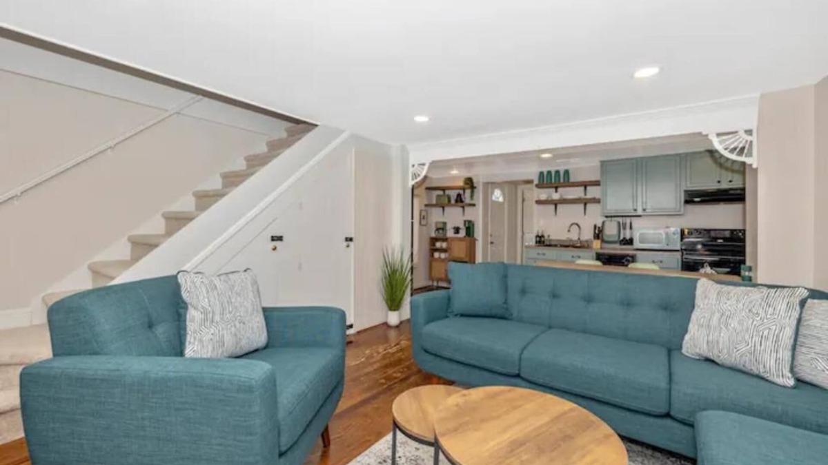 Frederick House | Unique Little Charmer in Downtown Fredericknn