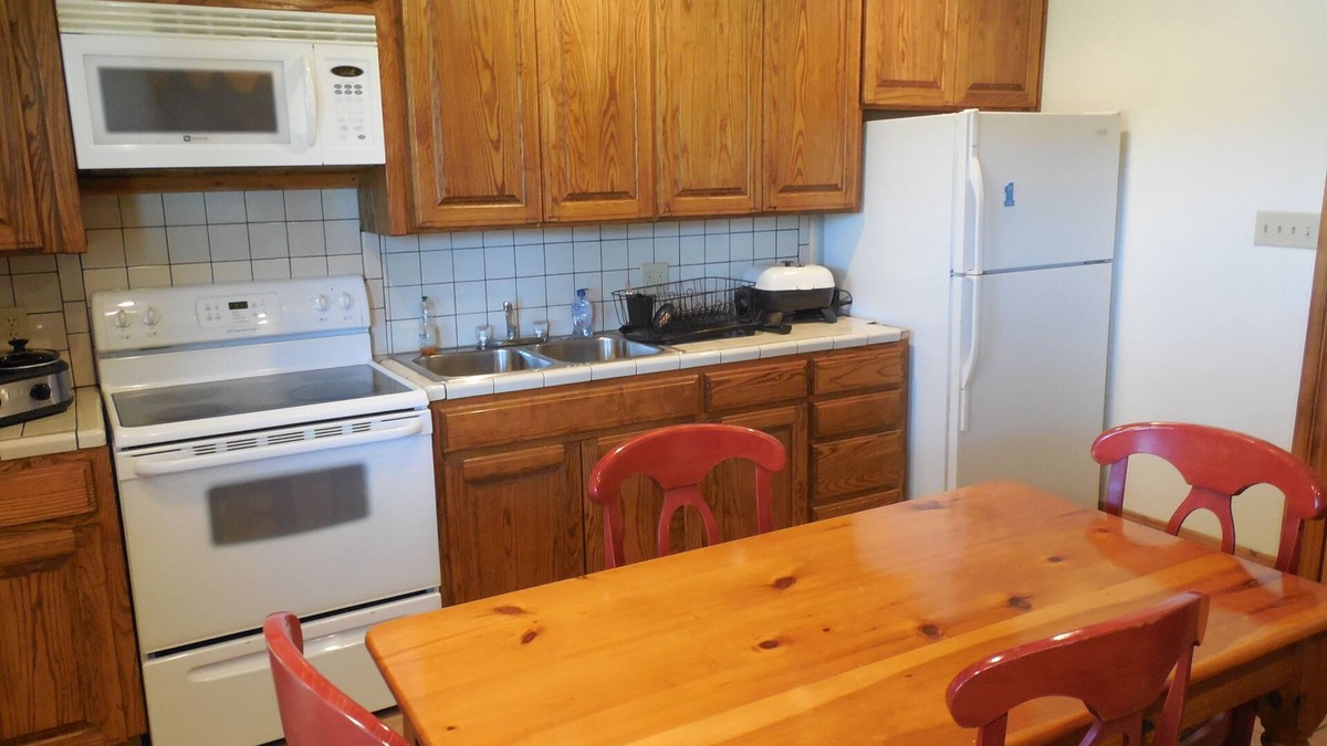 Mineola Apartment | Unique Living in a real barn.