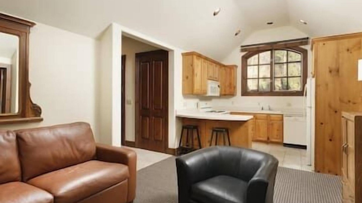 Aspen House | Unique Mountain Retreat, Just Minutes to the Core!