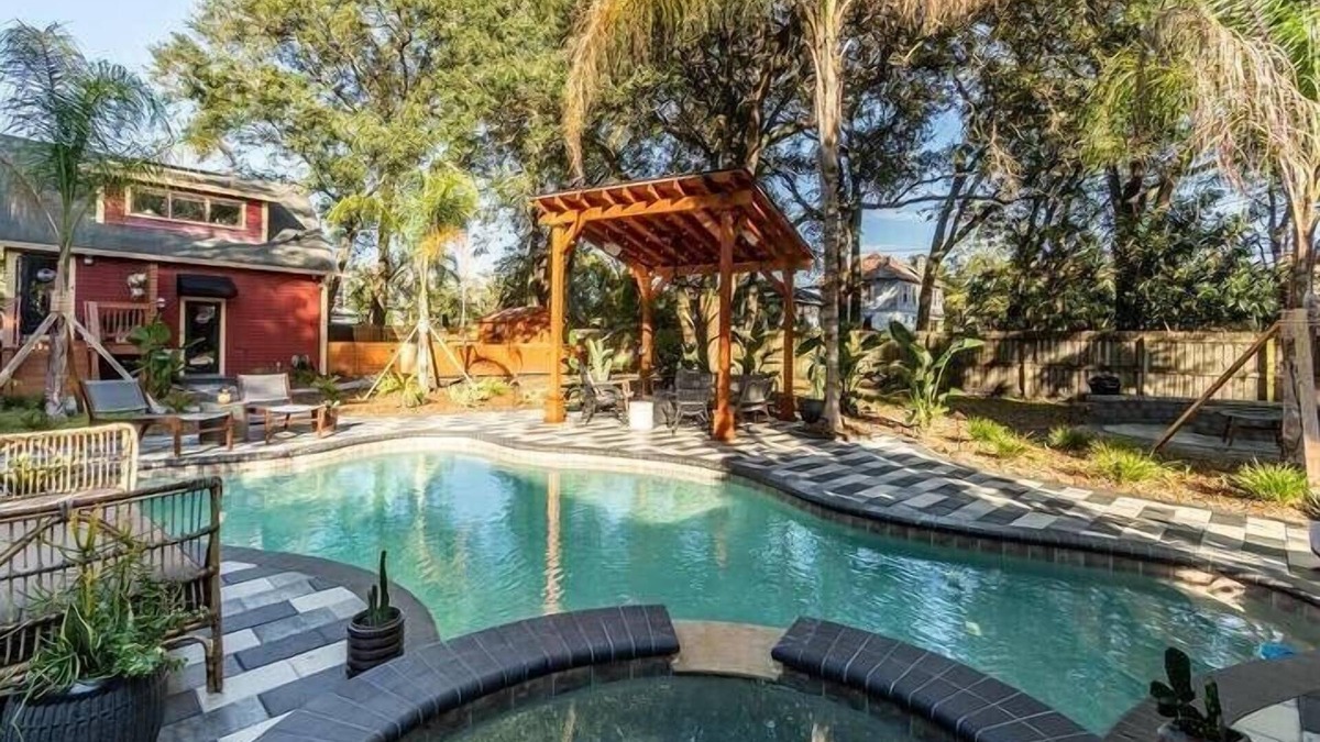 Urban Core Apartment | Unique Oasis in the Heart of Springfield!