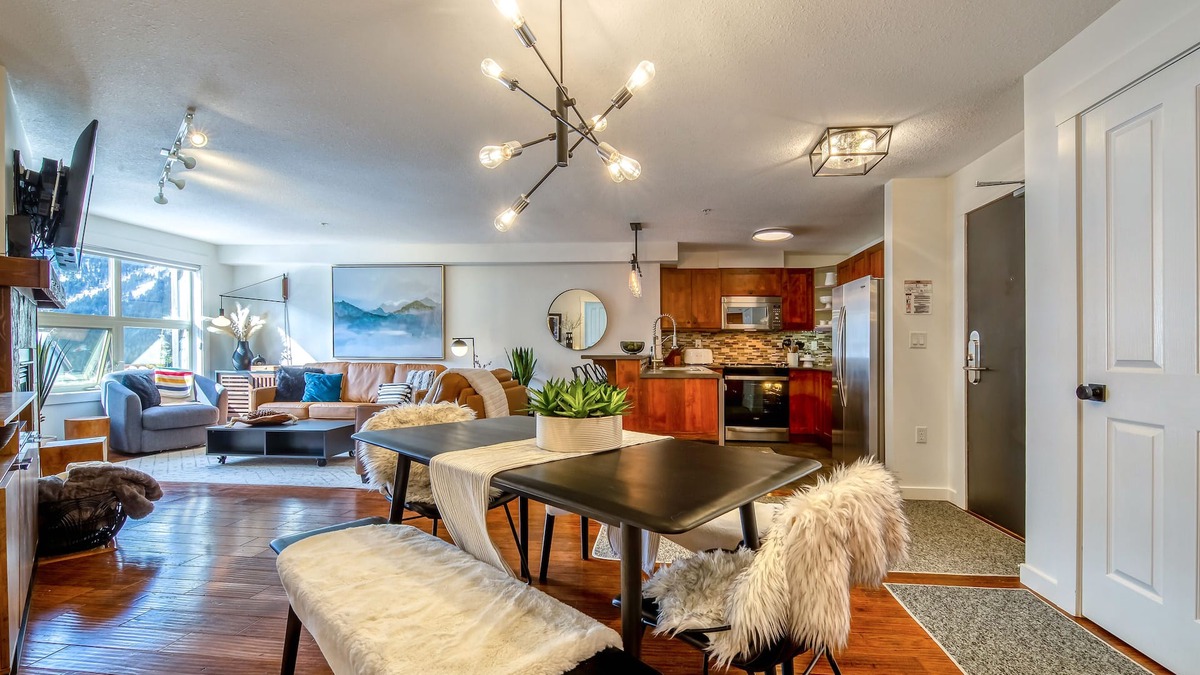 East Kootenay Condo | UNIQUE One Bedroom Condo in Upper Village