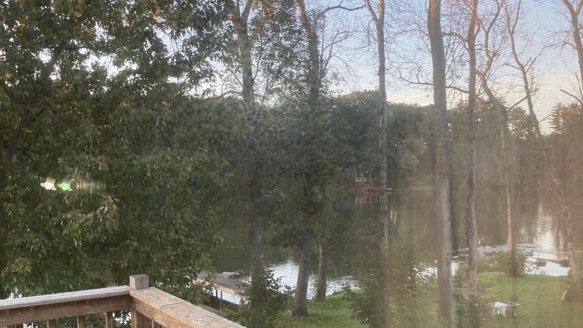 Town of Lysander Apartment | Unique Peaceful Riverfront First Floor