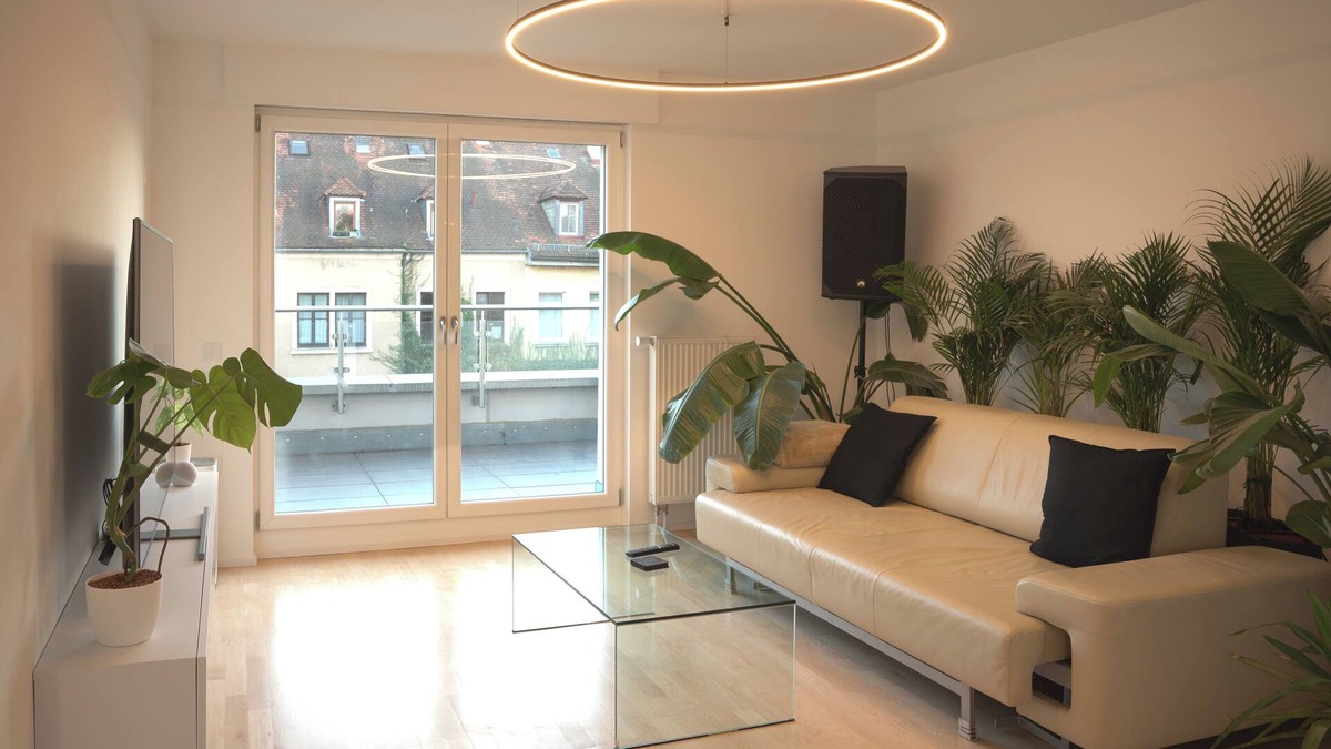 Wuerzburg Apartment | Unique penthouse in the heart of Würzburg - modern and green oasis