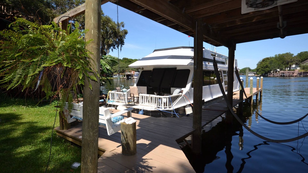Ocean City Boat Rental | Unique Private newly renovated Houseboat on Bayou - Destin/Ft. Walton Beach
