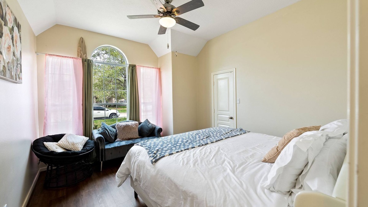 Sydney Harbour House | Unique Restful 3BR @Waterview